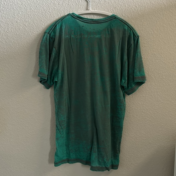 3 for $17.00 Disney Mickey Mouse Adult Mens M Selfie T-Shirt 01 - Picture 3 of 4